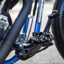 Load image into Gallery viewer, FLO MOTORSPORTS MOTO STYLE FOOTPEG SET